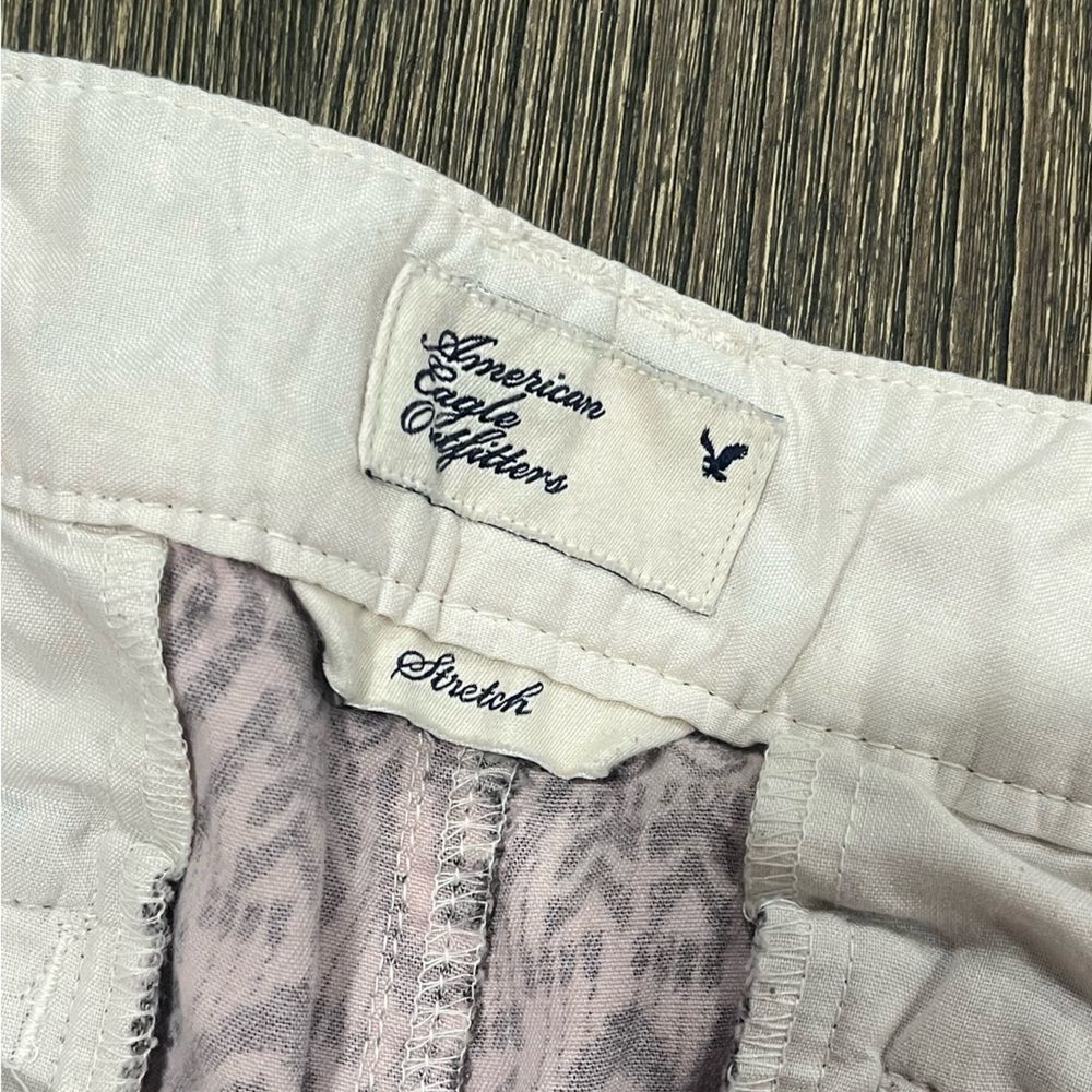 American Eagle Outfitters Womens Aztec Print Shorts Low Rise Black White Size 10 - Picture 7 of 7